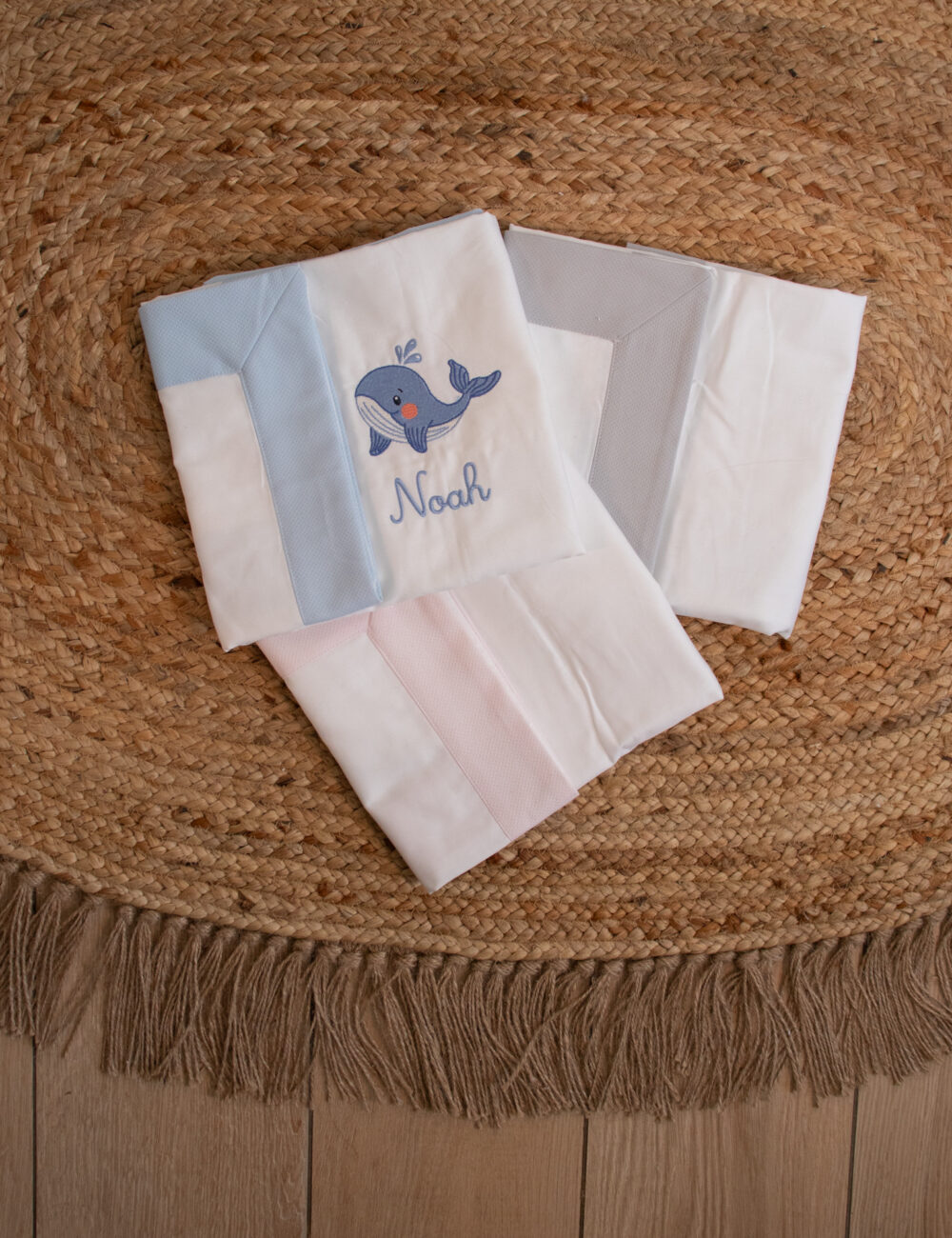 Coperta in piquet con balza